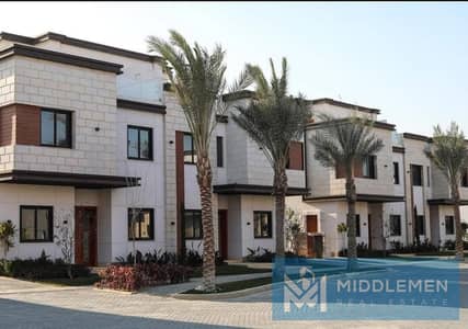 تاون هاوس في موقع مميز في ازار 2  القاهرة الجديدة - Azzar 2 New Cairo