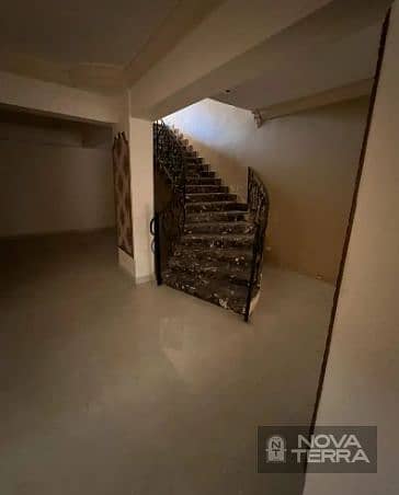 Duplex for sale in the 8th district, Sheikh Zayed, 300 meters, super luxury