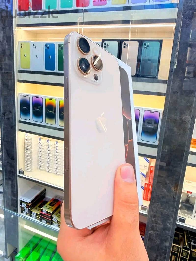 Apple - iPhone 16 Pro Max 2