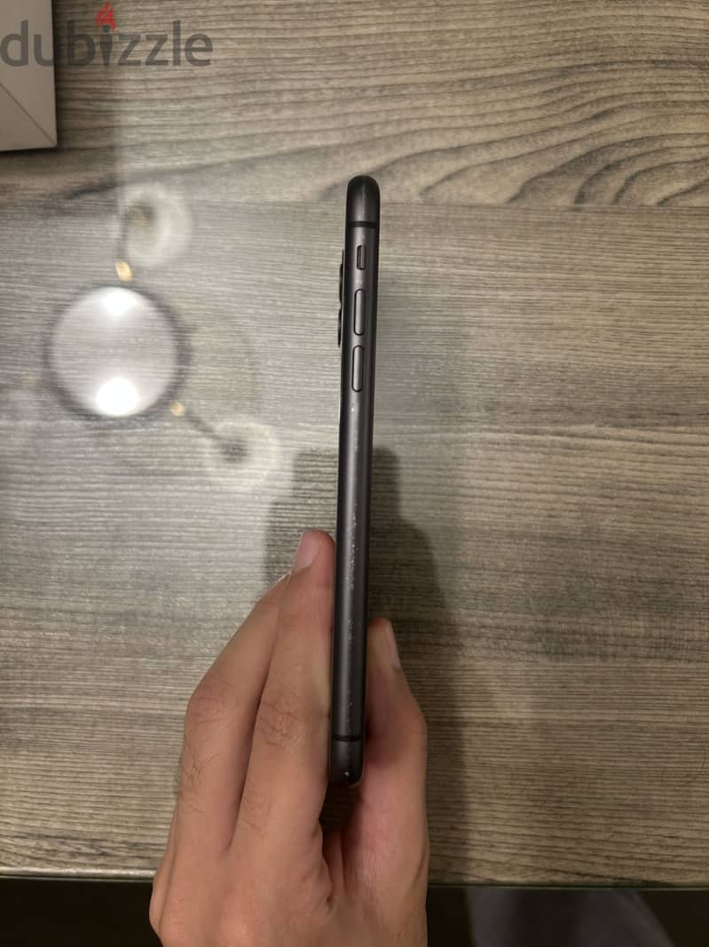 Apple - iPhone 11 6