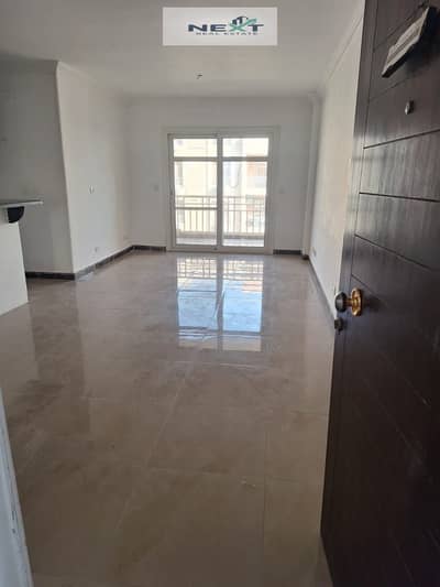 For rent in Madinaty, a new law apartment, 96 sq m, 2 bedrooms + 2 bathrooms, special finishing, garden view, very close to services and the mosque, m For rent in Madinaty, a new law apartment, 96 sq m, 2 bedrooms + 2 bathrooms, special finishing, garden view, very close to services and the mosque, m