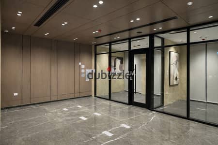 Unique office headquarters 150m fully ready for rent in the strongest business district of Cairo Festival City CFC, Fifth Settlement