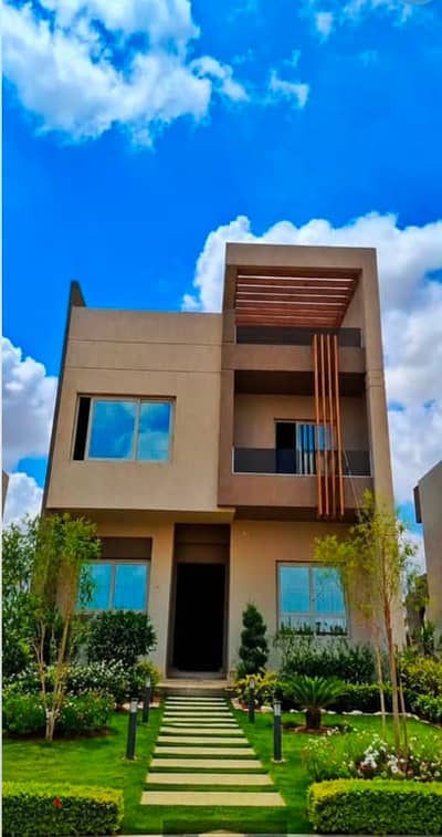 343 sqm Standalone Villa in Montania | Private Garden | Zayed Gate 1 l 2 Minutes from Dahshur Link