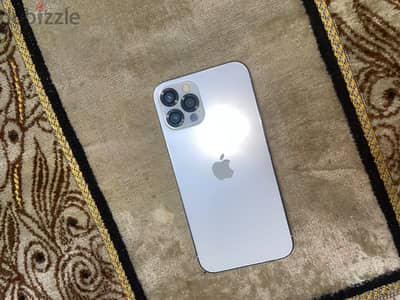 آبل - آيفون 12 برو