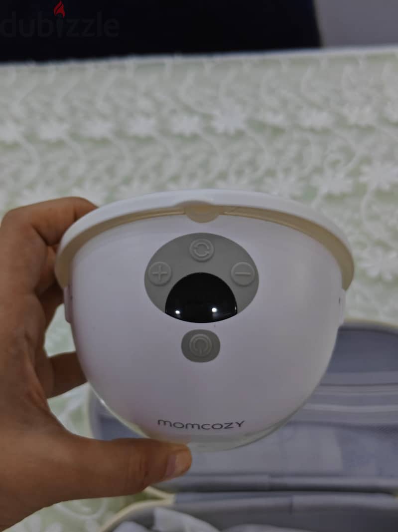 Momcozy m5 Double 4