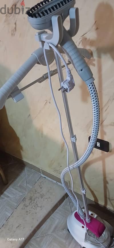 مكواة بخار عموديه ١٨٠٠ وات