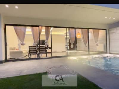 شقة للايجار بكمبوند فيليت اول سكن ارضي بحمام سباحة