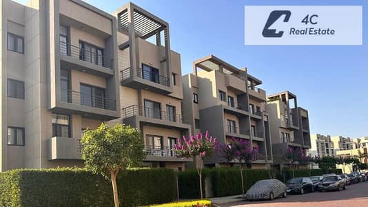 Penthouse 170m 3 bdr ready to move fully finished with Acs very prime location direct landscape view in Al Marasem Fifth Square Fifth Settlement