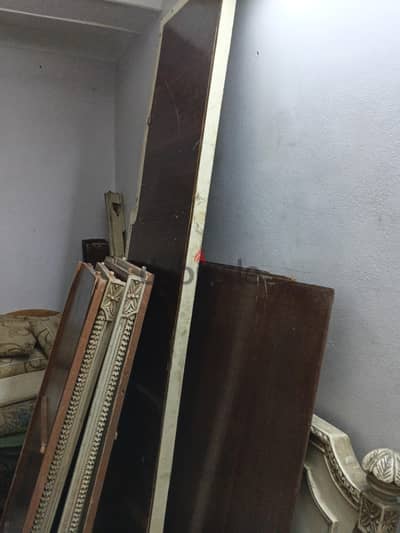 سرير 120 سم و دولاب 3 ضلفه و تسريحه