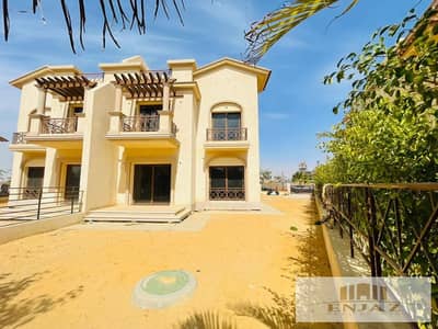 Vella for sale in Madinaty, E3 , wide garden, payment facilities for 7 Years (330 sq)