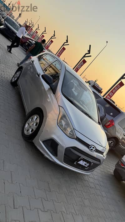 هيونداي أى 10 2015