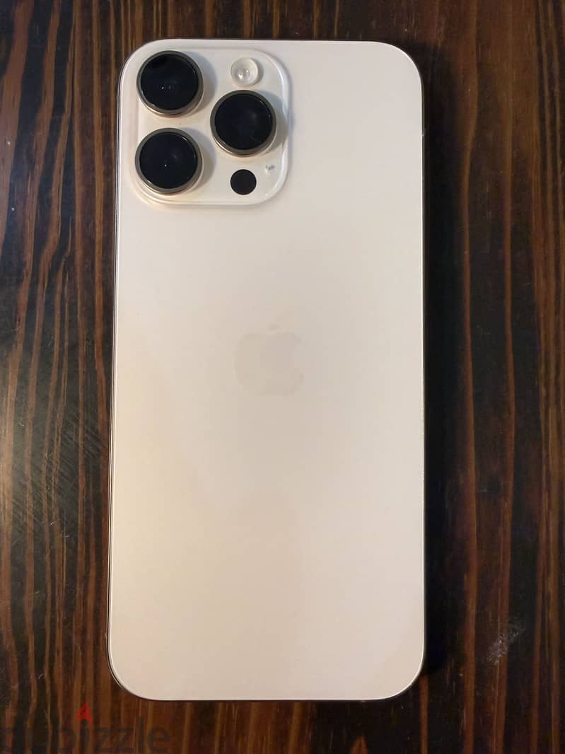 Apple - iPhone 16 Pro Max 4