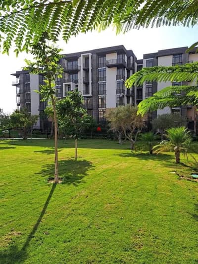 Studio for sale, 51 sq m, in Madinaty, best phase B8, with a distinctive view.
