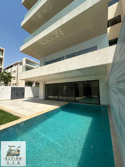 فرصة فريدة ولا مثيل لها – دوبلكس فاخر بأول استخدام في كمبوند ليك فيو ريزيدنس (Lake View Residence)