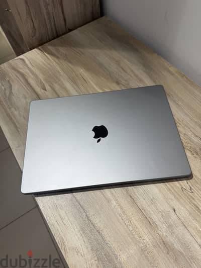 MacBook pro 16 inch 32 ram m1 pro