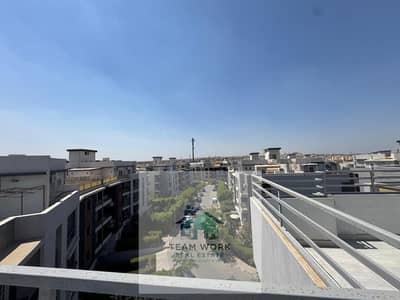 Penthouse in Zayed Dunes Compound, heart of Sheikh Zayed City, at a great price, prime location, 248 sq m, super lux finish, close to The Gate Mall