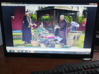 سامسونج ٢٢ بوصة