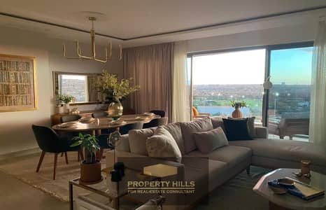 apartment overlooking land scape in most prim location