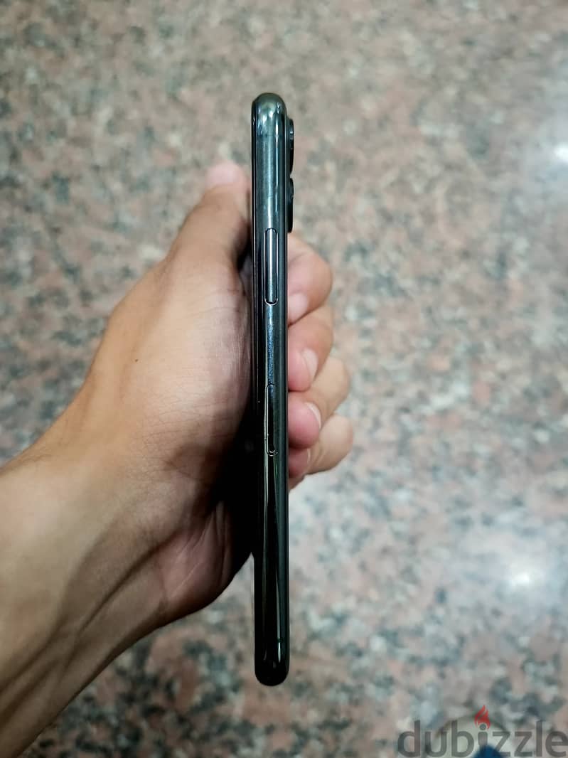 Apple - iPhone 11 Pro 2