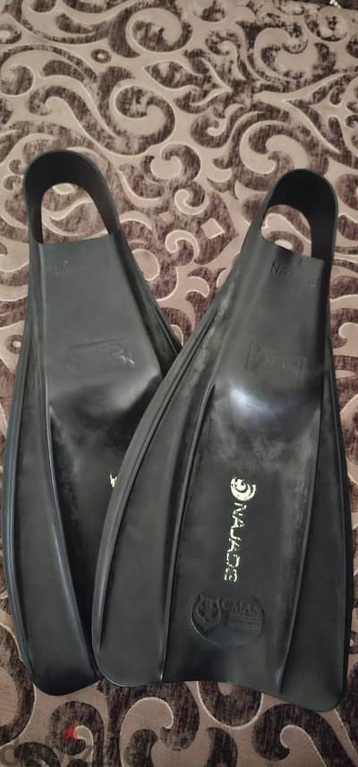 زعانف نجاد سبيد مقاس ٢