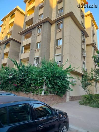 Apartment available for immediate handover in Gardenia City Compound, Nasr City (Zone 8, front-facing unit). It features high-end "Ultra Super Lux" fi