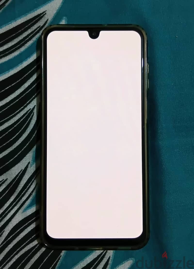 Samsung A17 256 8 4