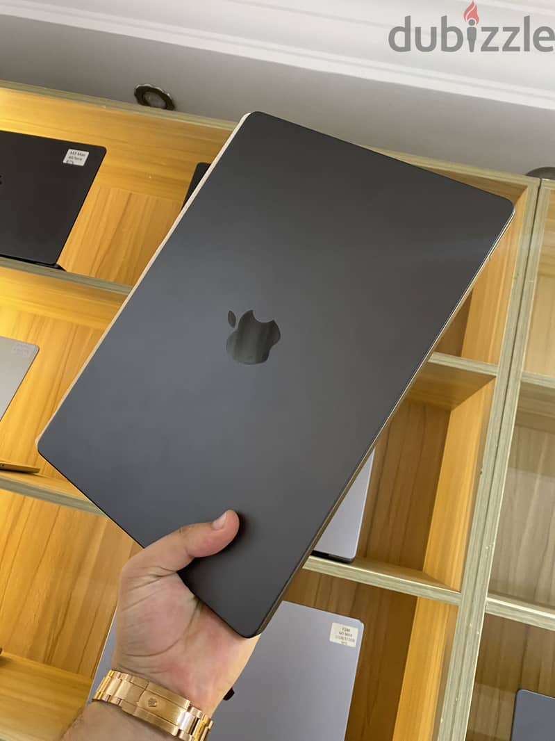 MacBook M4 pro 14 inch 24/512 4