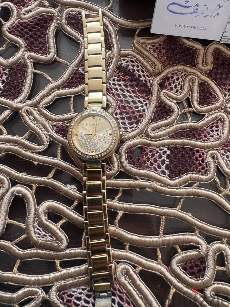 Female watch 4