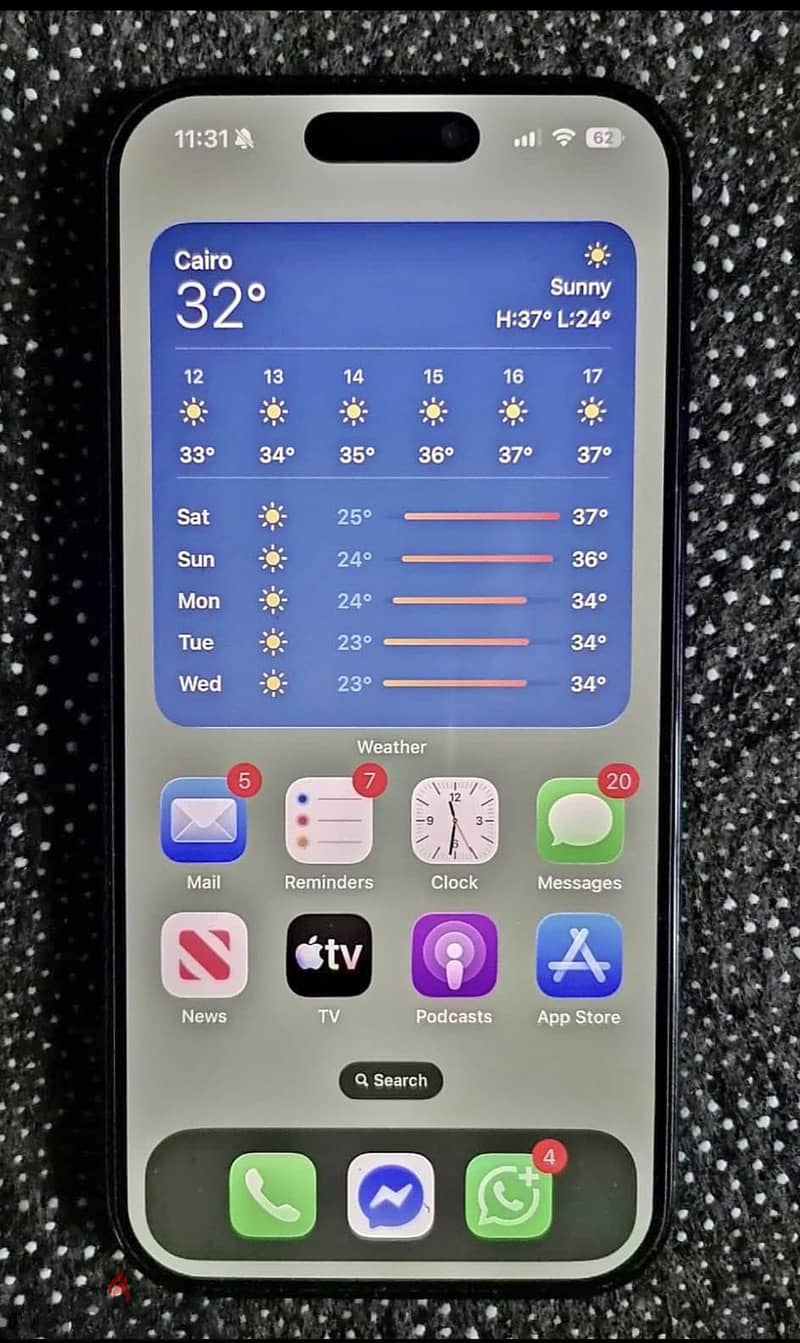 Apple - iPhone 16 Pro 2