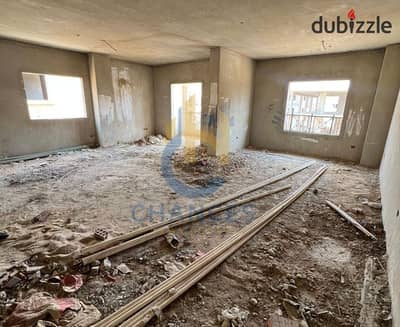 شقة للبيع في القرنفل فيلات بالتجمع – صف ثاني من شارع التسعين وبسعر مميز