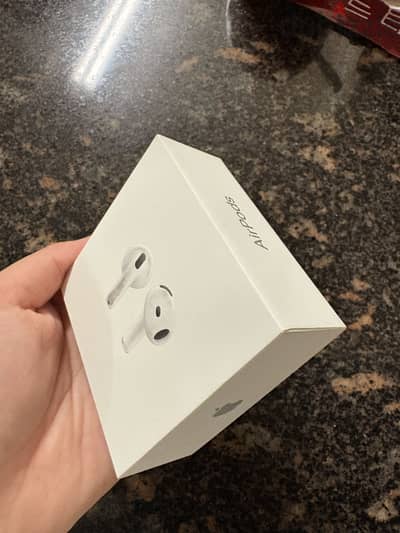 Airpods 4 (no ANC)