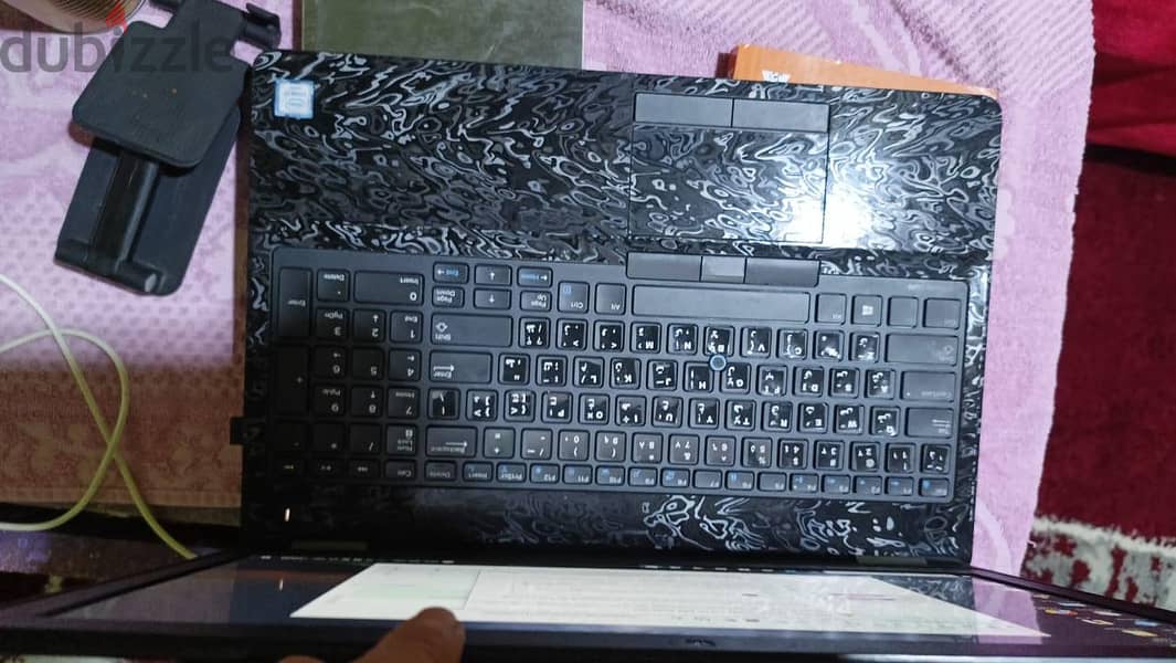 Dell Latitude E5570 2