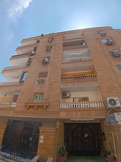 Ahram Gardens, the first gate, a classy and quiet location, a hotel entrance