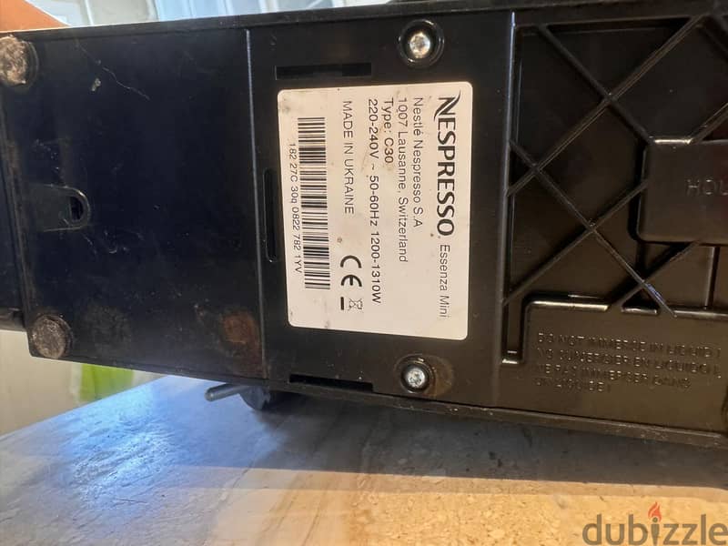 Nespresso Essenza Mini C30 Coffee Machine 2