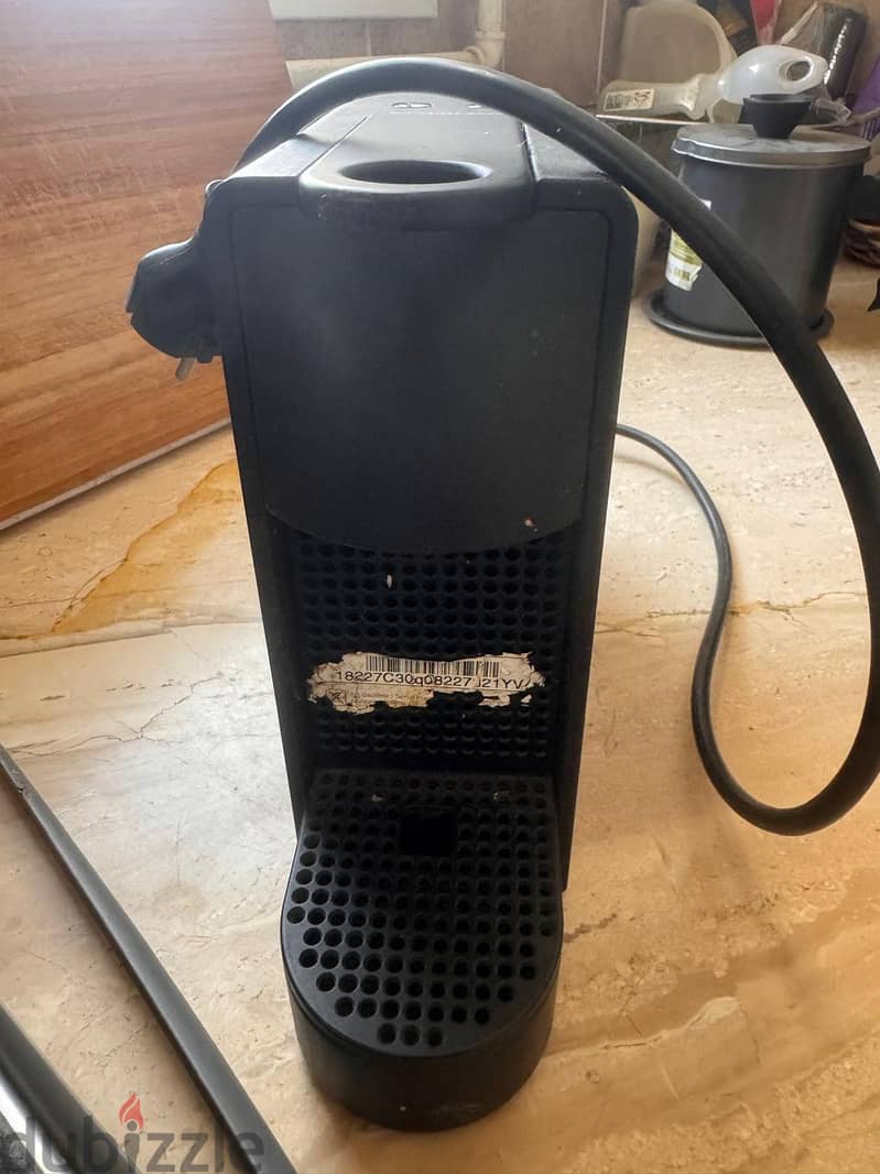 Nespresso Essenza Mini C30 Coffee Machine 4