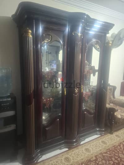 سفره الجارحى ٨ كراسي ونيش بحاله ممتازه كالجديد