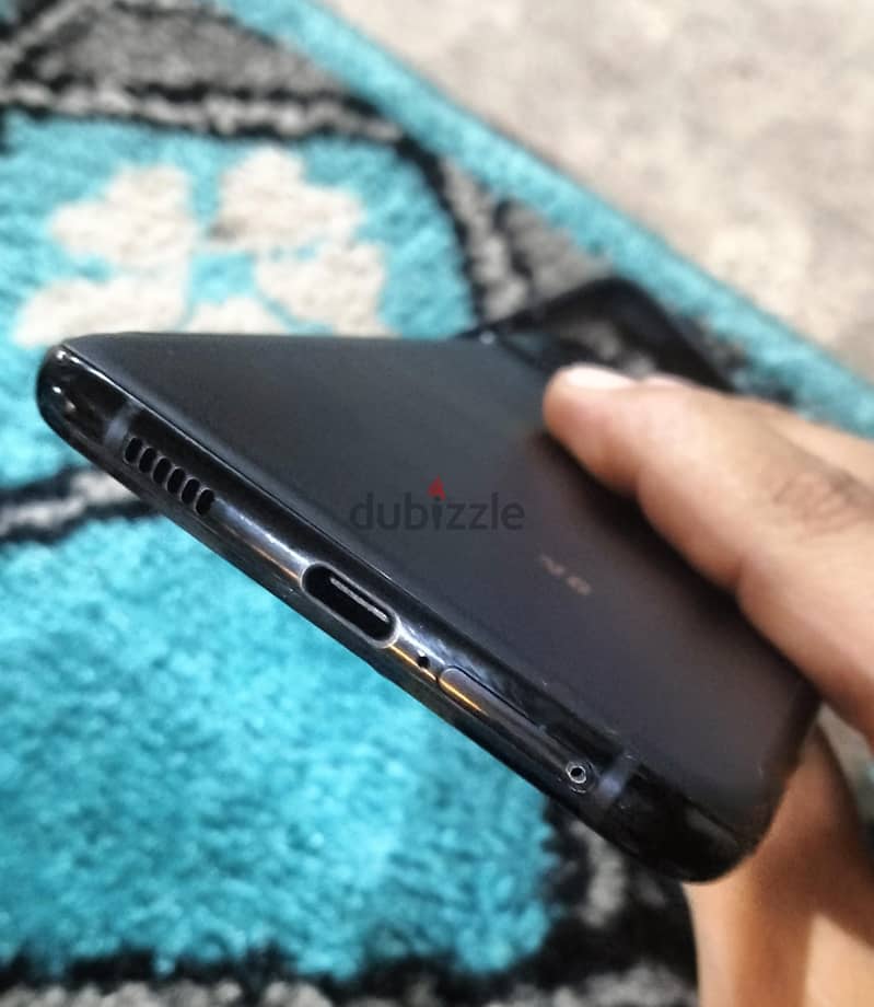 Samsung S21 Plus 1