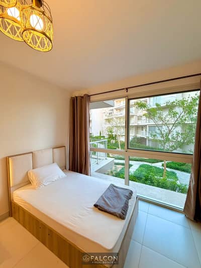 شقه Luxury بأميز لوكيشن وفيو للبيع في سوديك فيليت sodic villette new cairo التجمع الخامس القاهره الجديده قلب الجولدن سكوير دقائق من AUC و mivida