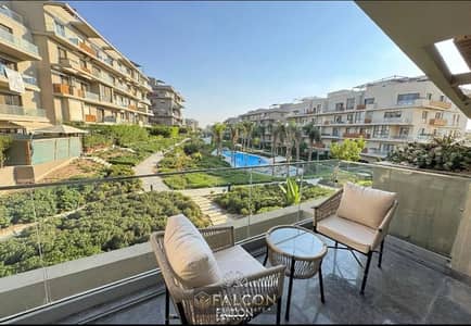 شقه Luxury بأميز لوكيشن وفيو للبيع في سوديك فيليت sodic villette new cairo التجمع الخامس القاهره الجديده قلب الجولدن سكوير دقائق من AUC و mivida