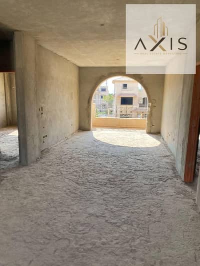 Standalone Villa for Resale at an amazing price, BUA: 370 SQM, Land Area:583 SQM in Royal City Compound el sheikh zayed