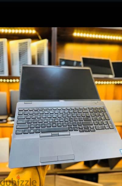 لاب توب Dell latitude 5500