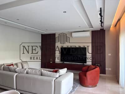 شقة للبيع فى lake view مباشرة على جنينة و مسطحات مائية  بحري  دور اول  lake view residence in new cairo