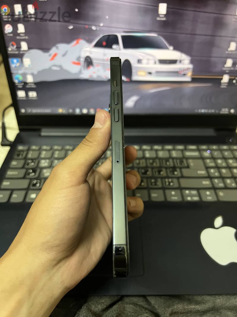 iPhone 12 Pro Max 3
