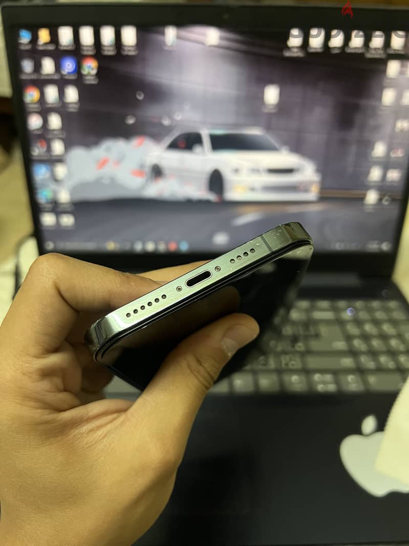 iPhone 12 Pro Max 5