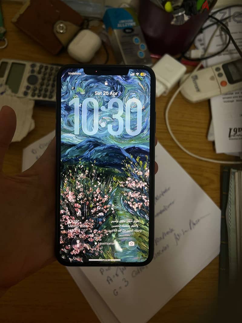 Apple - iPhone 11 Pro Max 1