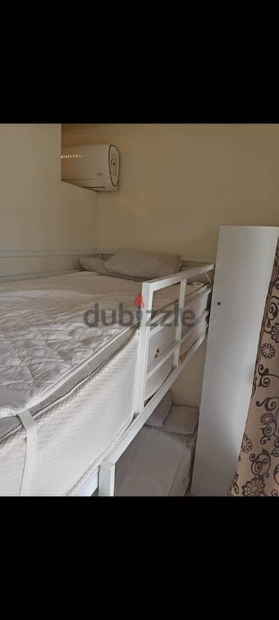 سرير ابيض حديد بدورين بالمراتب