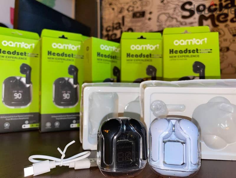 A16 Earbuds 1