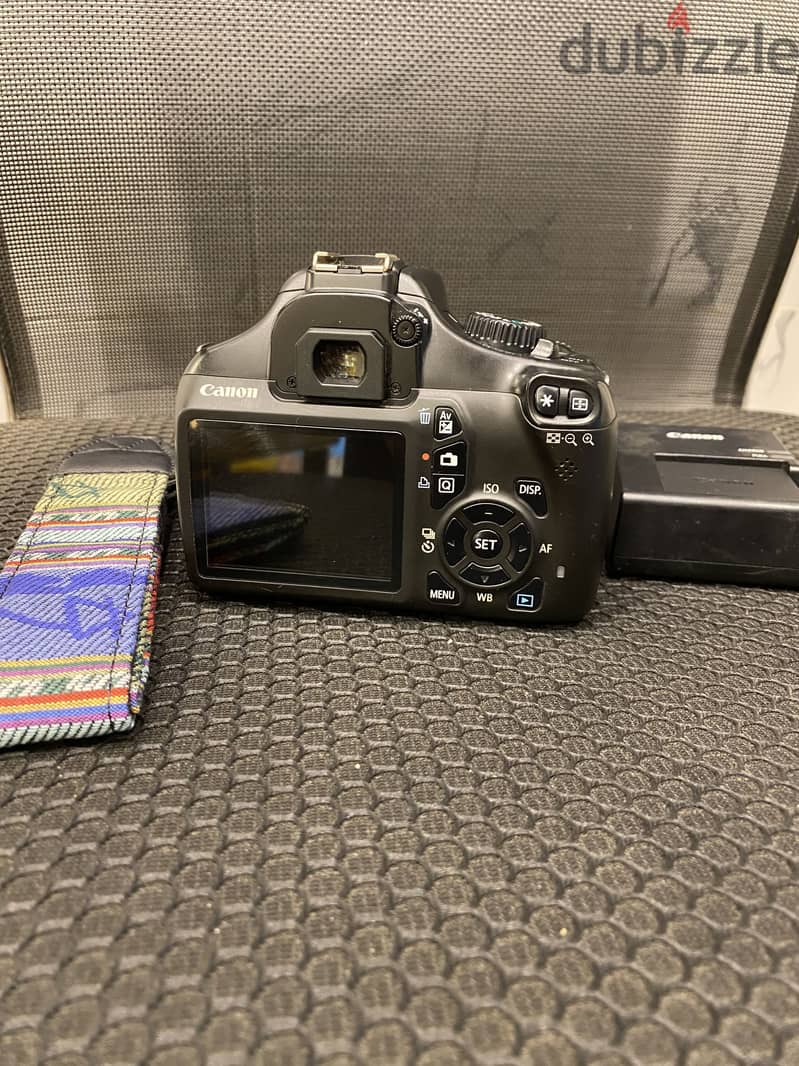Canon 1100D 1
