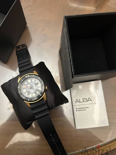 للبيع ساعه alba