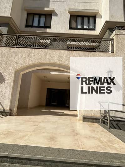 Apartment for rent in Madinaty 160m 3 rooms, including a master room, overlooking the club and the mosque B1  Unique opportunity for rent in Madinaty in a prime location close to services